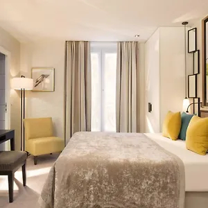 Hotel Balmoral Champs Elysees